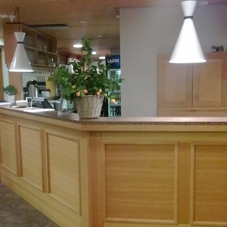 Juthbacka Hotell Uusikaarlepyy Luaran gambar