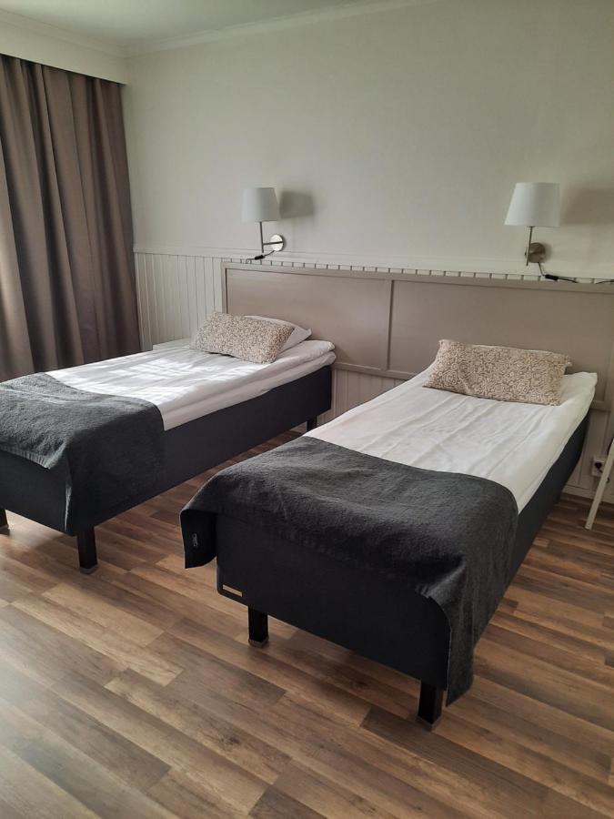 Juthbacka Hotell Uusikaarlepyy Luaran gambar