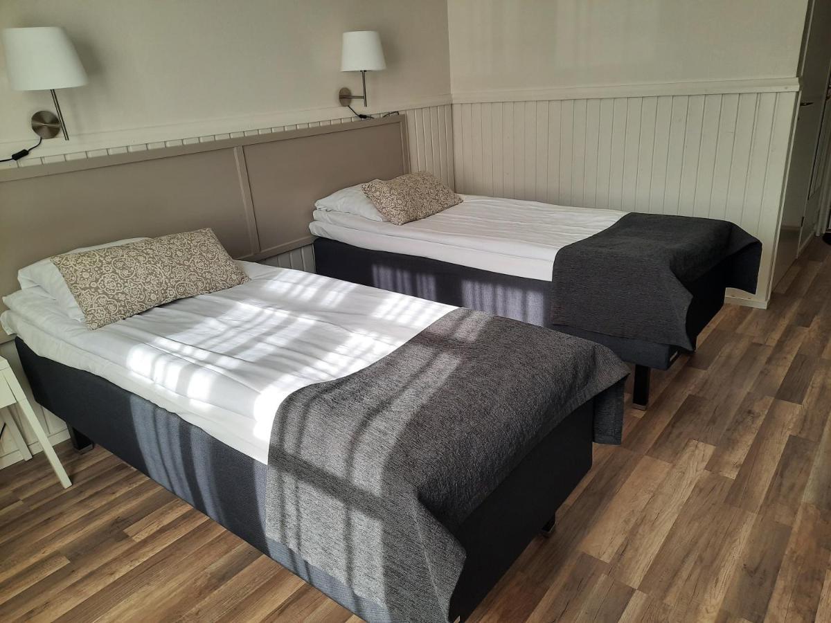 Juthbacka Hotell Uusikaarlepyy Luaran gambar