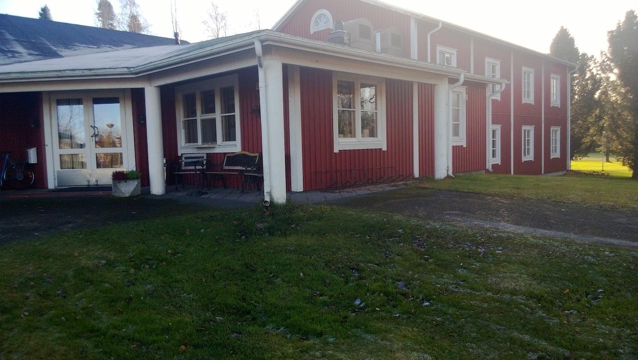 Juthbacka Hotell Uusikaarlepyy Luaran gambar